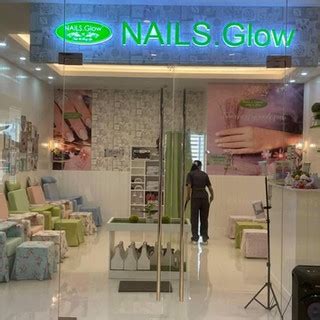 glow phils nails locations.